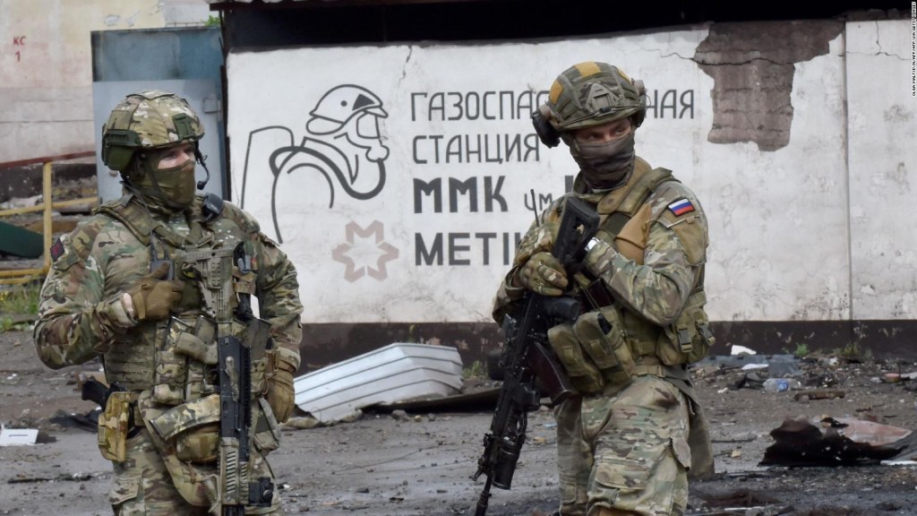 Ucrania dice que Rusia alista a jóvenes para la guerra