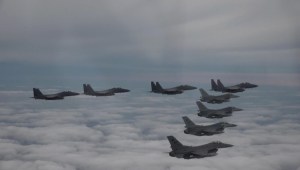 Corea del Sur realiza simulacro de bombardeo de precisión