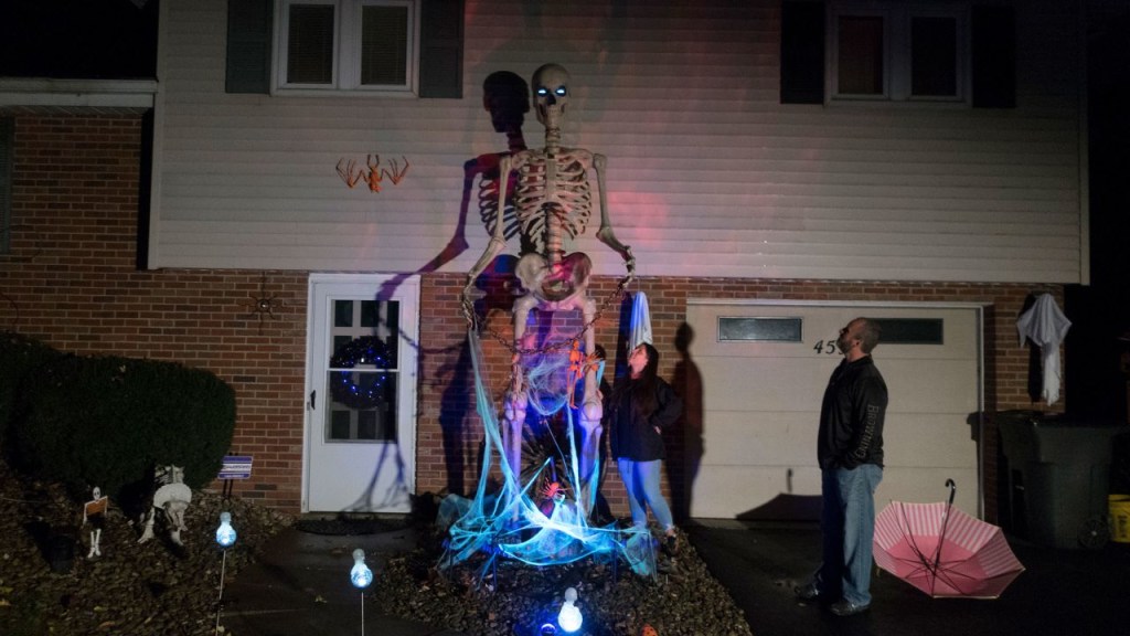 esqueleto gigante halloween