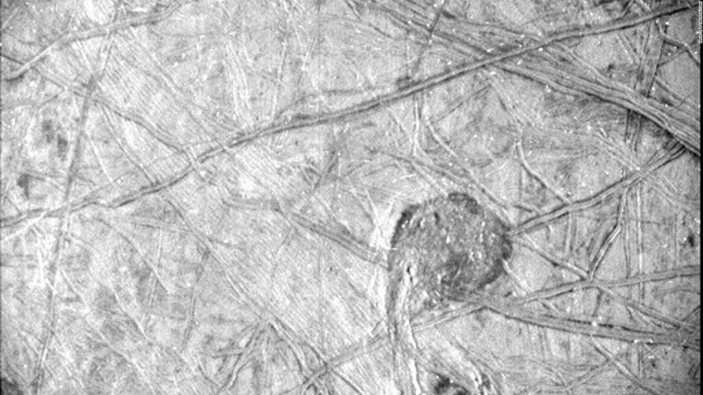 Fascinating details discovered on Jupiter's moon Europa