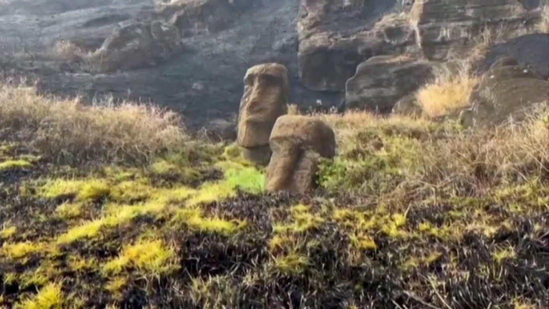 Incendio en Isla de Pascua daña históricas estatuas moai
