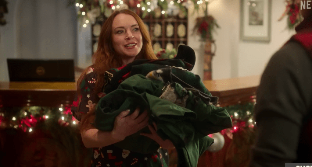 Lindsay Lohan presenta el tráiler de su película navideña