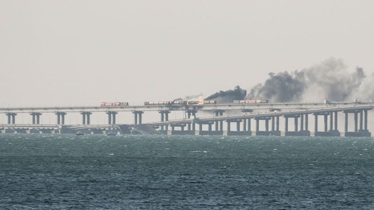 The explosion severely damaged the Crimean bridge