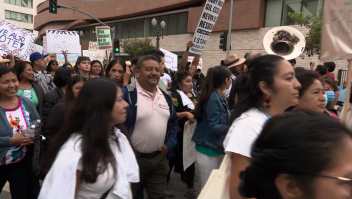 Comunidades indígenas exigen justicia en Los Ángeles tras casos racistas