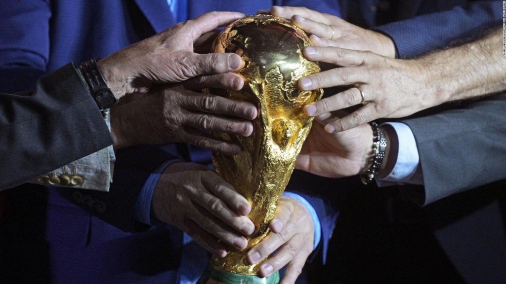 Video: así recibieron a la Copa del Mundo en Argentina
