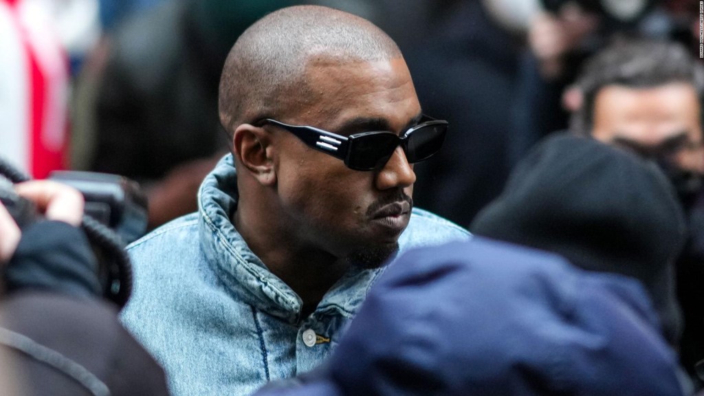 Kanye West admira a Hitler y quiso nombrar un álbum en su honor