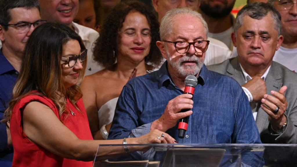 Lula as winner: "They tried to bury me alive and here I am"