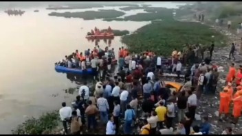 Drone capturó rescate en puente colapsado en India