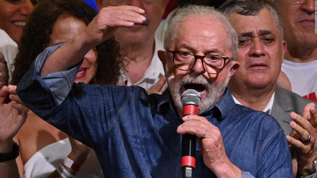 Lula da Silva, more in the center than on the left?