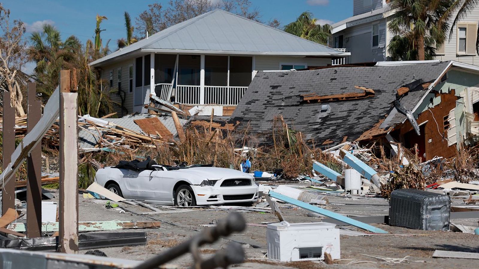 Hurricane Ian Death Toll Rises In Florida And Crews Go Door-to-door ...