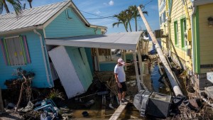 A una semana del paso del huracán Ian, los afectados siguen en peligro