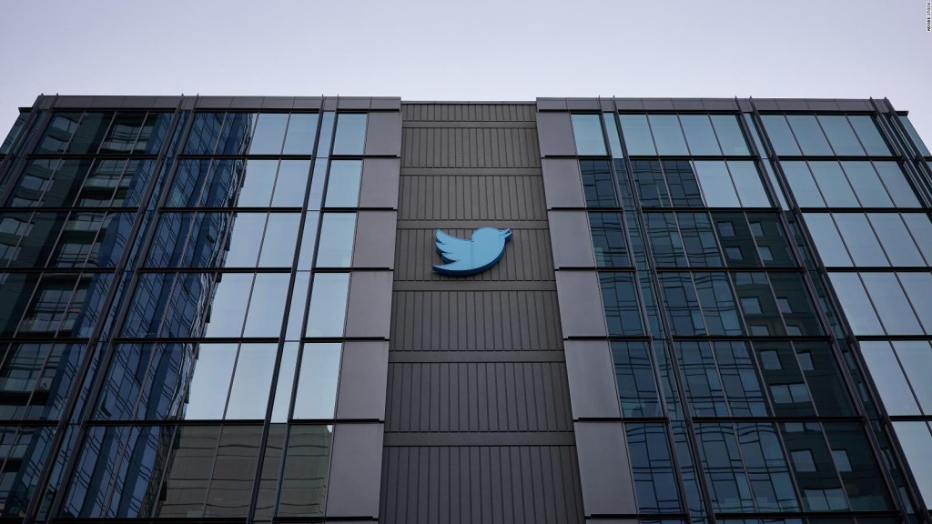 Twitter genera confusión tras anuncio de verificación "oficial"