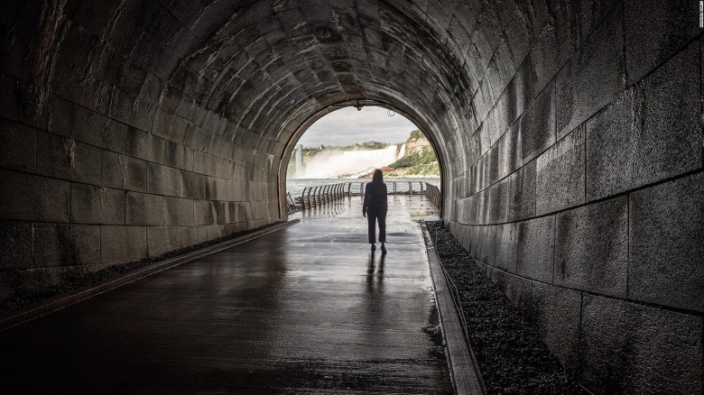Así es el impresionante túnel bajo las cataratas del Niágara