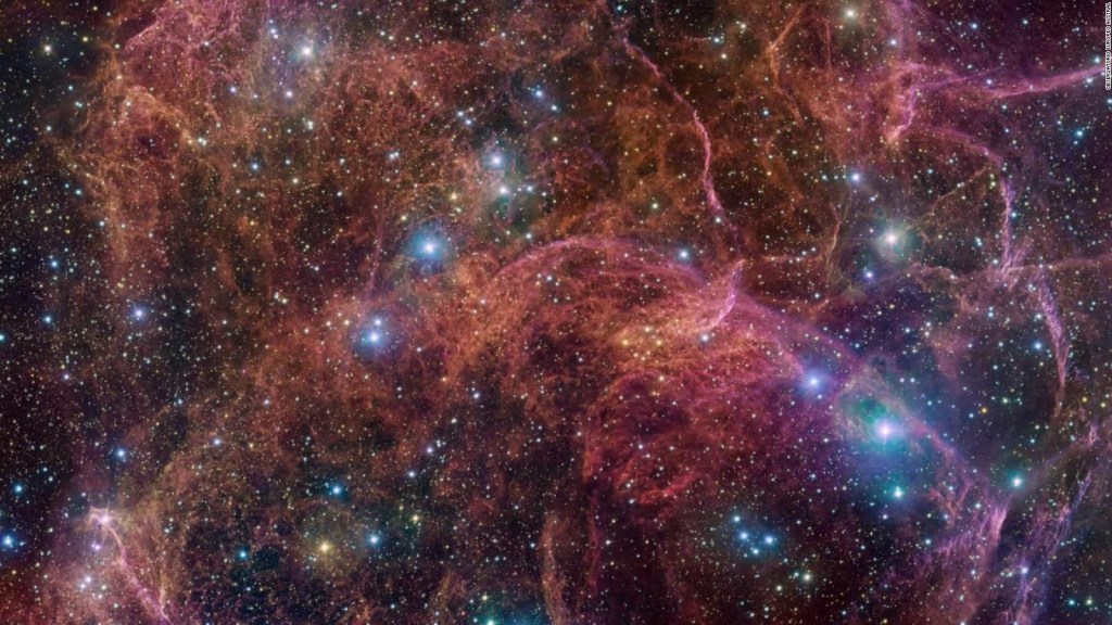 this is how it looks "ghost" from a star that exploded 11,000 years ago