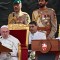 El papa pide dejar más espacio público a la mujer en su visita a Bahrein