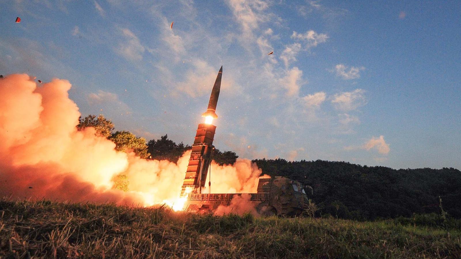 Analista: Corea del Norte "quiere negociar" sin debilidad