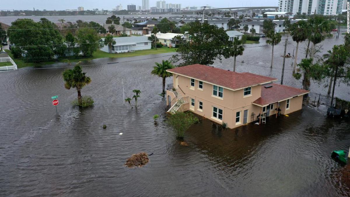 Resumen de noticias de la depresión tropical Nicole en Florida
