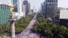 "Los partidos fueron abrumados": senador marchando en defensa del INE