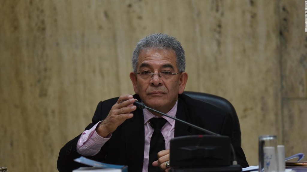Renuncia Miguel Gálvez, uno de los últimos jueces con mayor riesgo en Guatemala