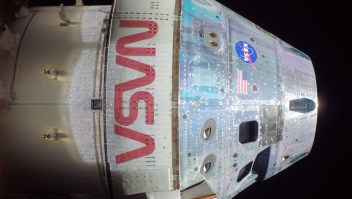 Misión Artemis: Orion se saca selfis espaciales rumbo a la Luna