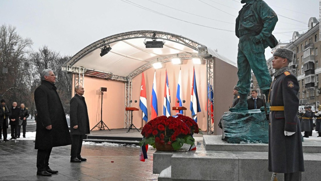 Rusia esculpe en Moscú estatua del líder de la Revolución cubana