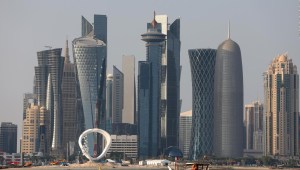 ¿Cómo logró imponer Qatar sus negocios en el mundo?