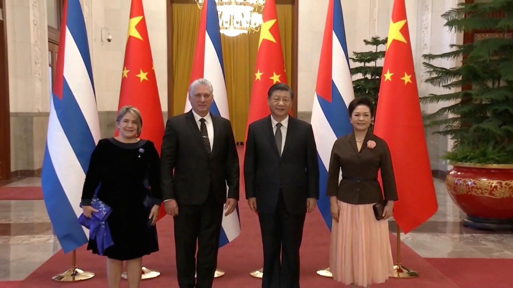 Xi Jinping se reúne con el presidente cubano Miguel Díaz-Canel