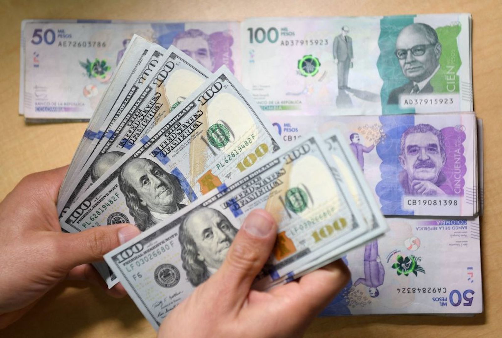 El Peso Colombiano Cae A Mínimo Histórico Frente Al Dólar Y El Mexicano ...