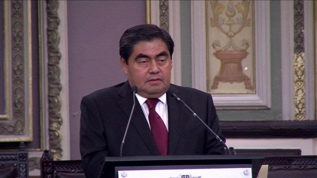 Álvarez: Que irónico que Puebla haya tenido 8 cambios de gobernador en 6 años