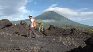 Salvadoreños en alerta por actividad del volcán Chaparrastique