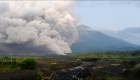 Alerta por erupción del Monte Semeru en Indonesia