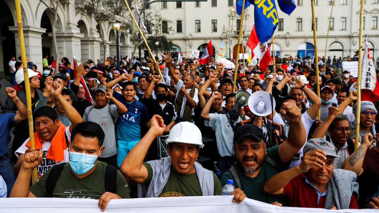 Resumen de noticias de la crisis y las protestas en Perú: del 12 al 14 de  diciembre