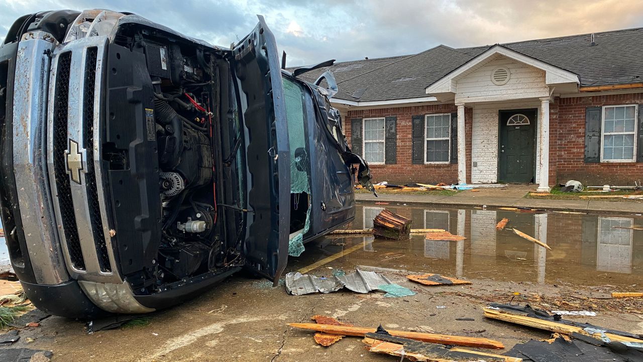 At least 3 dead and multiple injured by tornadoes in Louisiana and the southeast