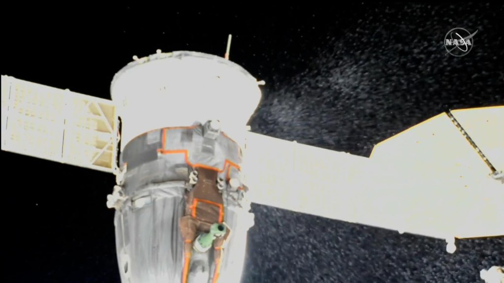 Russian Soyuz spacecraft has a coolant leak