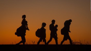 Las implicaciones para migrantes de la suspensión del Título 42