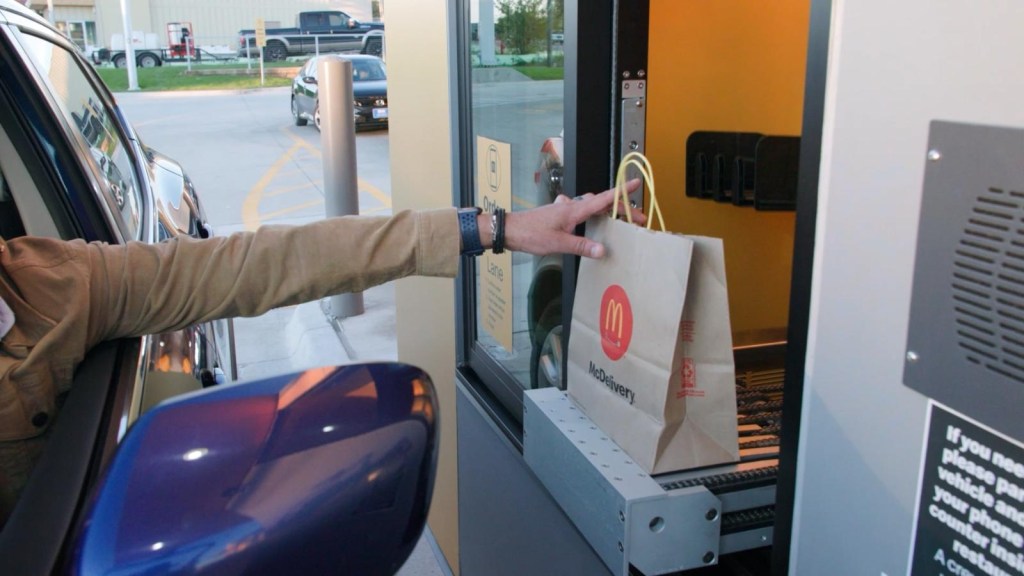 McDonald's está probando un nuevo sistema de entrega automatizado