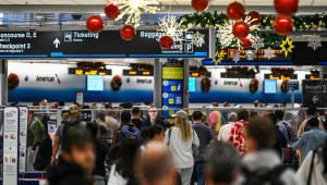 Caos en aeropuertos en EE.UU. deja más de 2.600 cancelaciones