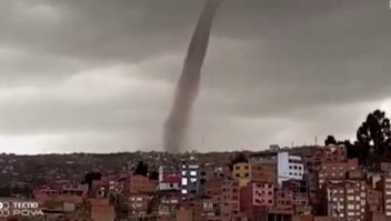 Un raro tornado en Bolivia genera alarma en la población