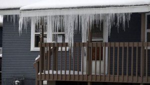 Sioux Falls, Dakota del Sur, fue azotada la semana pasada por una fuerte tormenta invernal. La ciudad está de nuevo bajo alerta meteorológica invernal el martes.