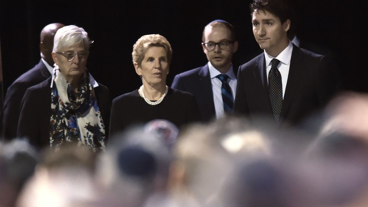 El primer ministro de Canadá, Justin Trudeau, en el funeral de los Sherman. 