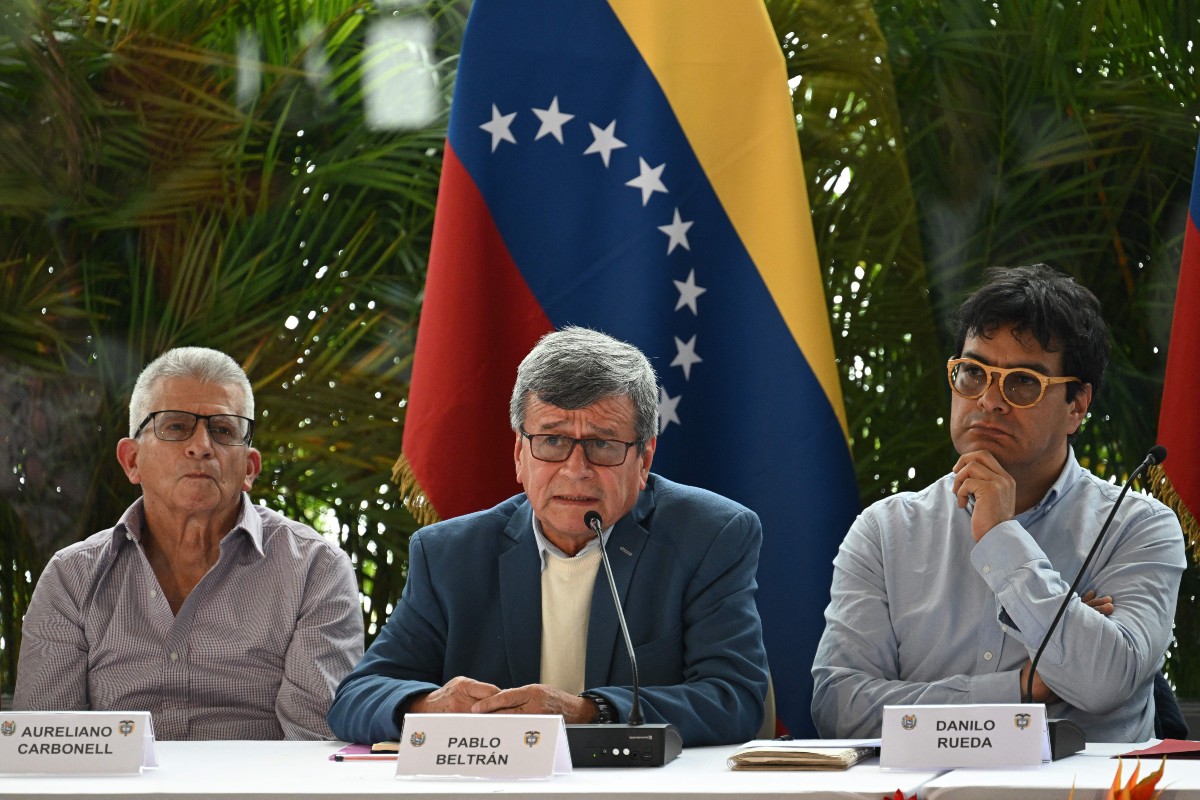 El gobierno colombiano considera positivo el anuncio del ELN de una tregua para Navidad y fin de año