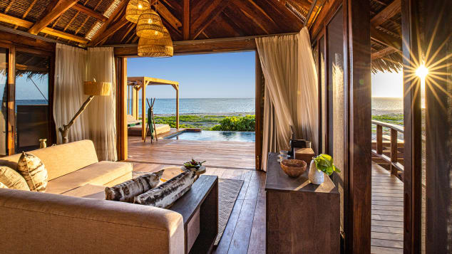 Esta propiedad de Banyan Tree cuenta con 40 villas con tejados de paja diseminadas por una isla de la costa de Mozambique. (Crédito: Grant Pitcher/Banyan Tree Group)