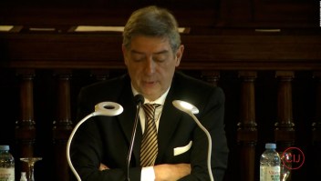 ¿Puede el presidente de la Corte Suprema de Argentina ser destituido?