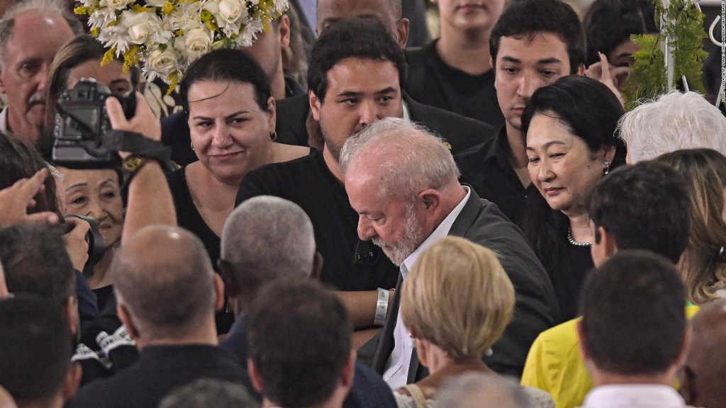 Lula da Silva visita velorio de Pelé bajo fuertes medidas de seguridad