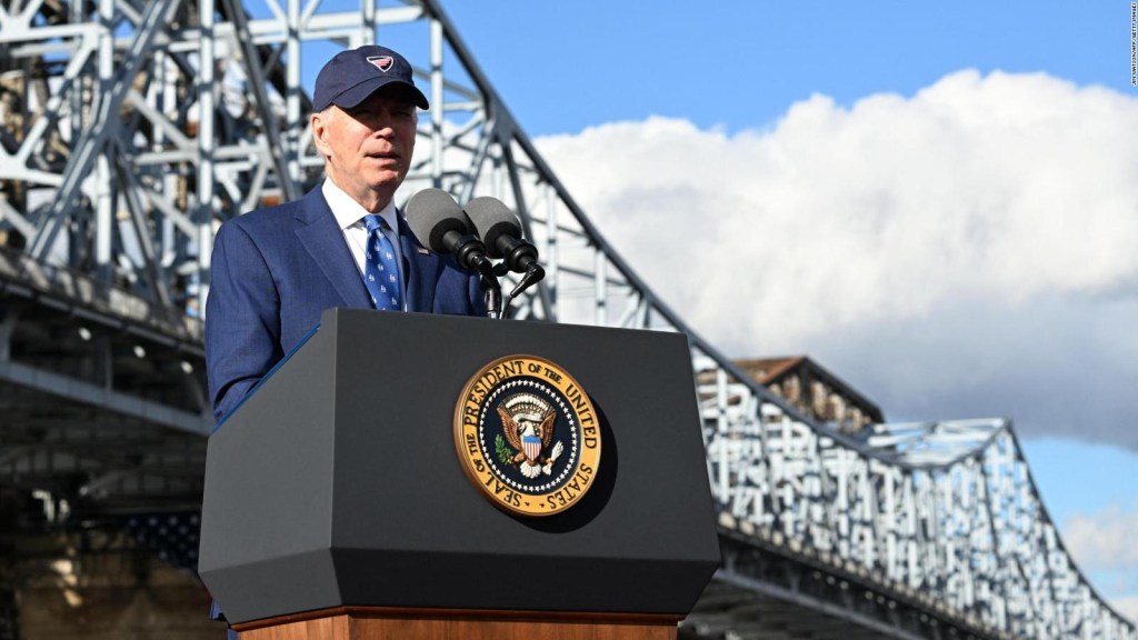 Biden plans to visit the southern border amid immigration crisis