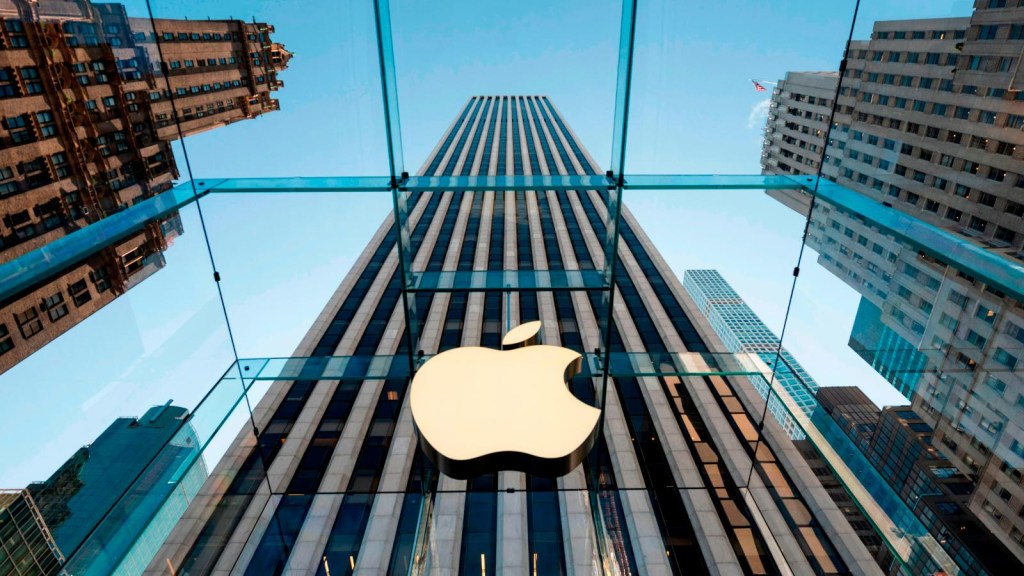¿Por qué Apple perdió mil millones de dólares en valor de mercado en un año?