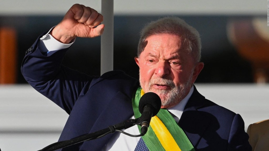 Lula da Silva, presidente de Brasil.