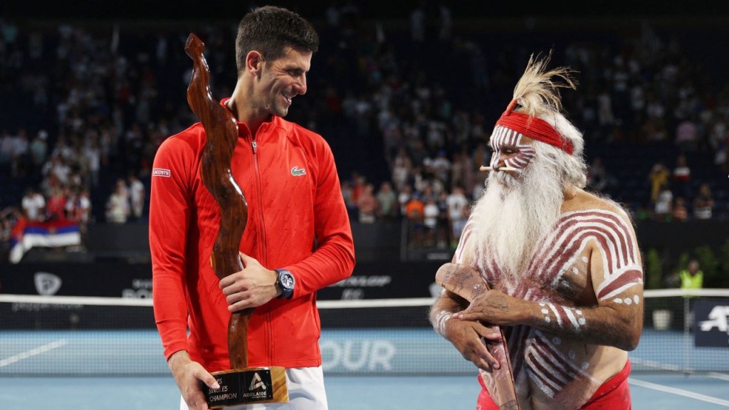 Novak Djokovic ganó el Internacional de Adelaida para conseguir su 92º título ATP. (Loren Elliot/Reuters)