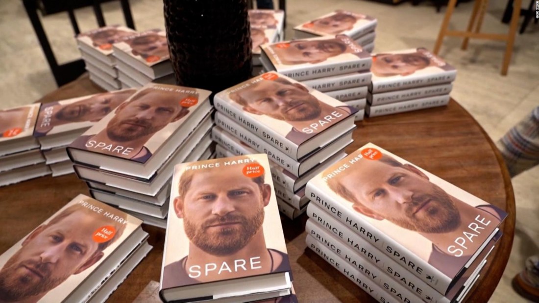5 cosas: "Spare", el libro del príncipe Harry alcanza récord de ventas