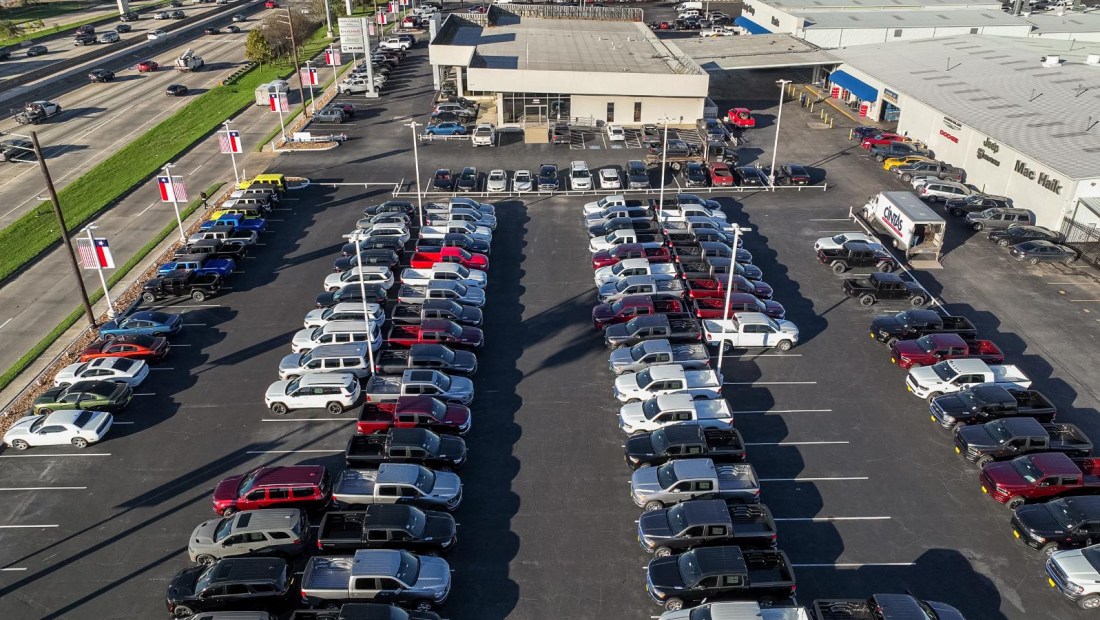 EE.UU.: Las ventas de automóviles caen pero aumentan las ganancias